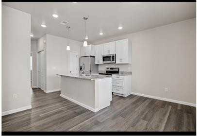 1405 Richard Martin Dr #101 - Photo 3 of 13