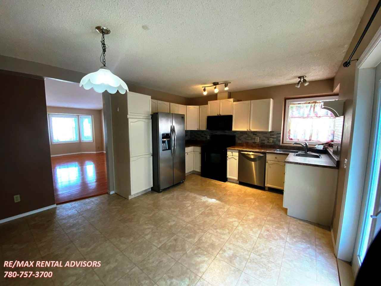 7 Durham Ave - Photo 2 of 16