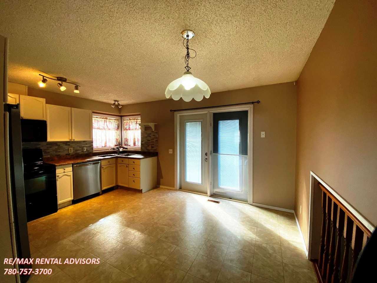 7 Durham Ave - Photo 3 of 16