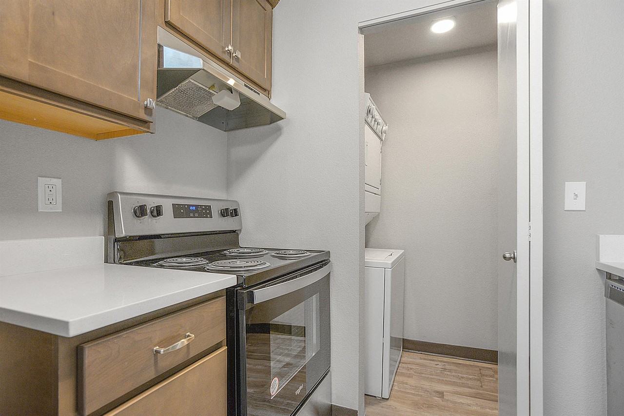 7246 Sw Garden Home Rd #E4 - Photo 7 of 17