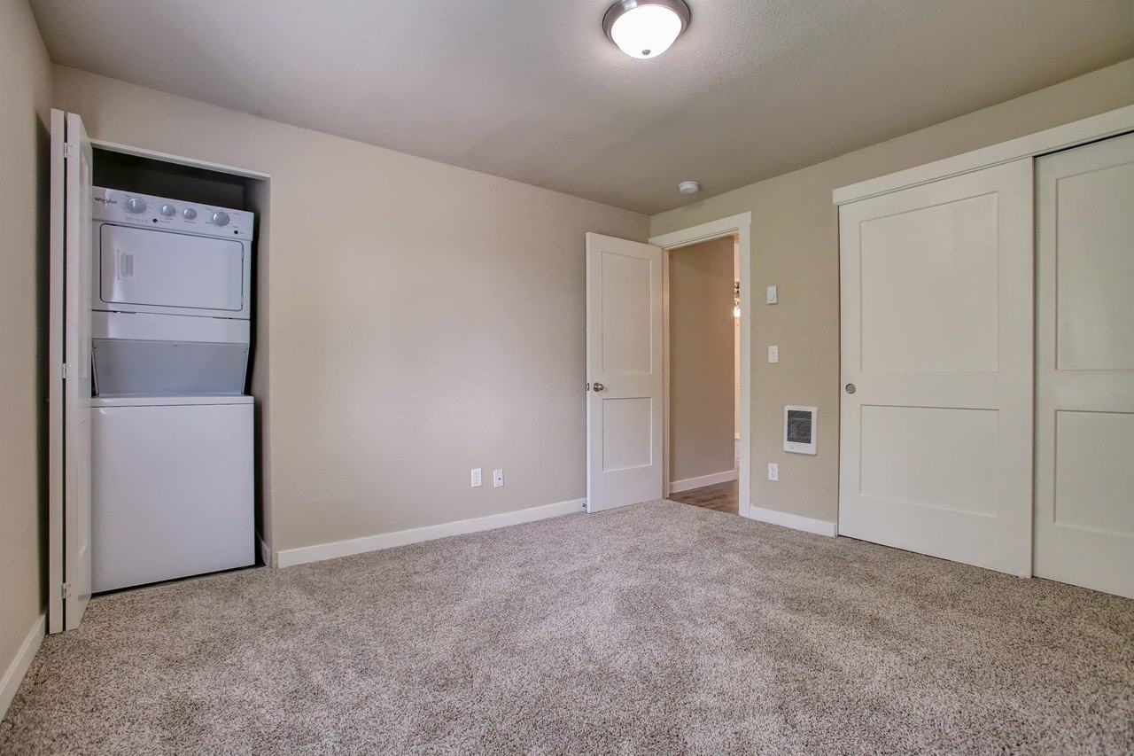 7238 Southwest Garden Home Road #D2 - Photo 6 of 28