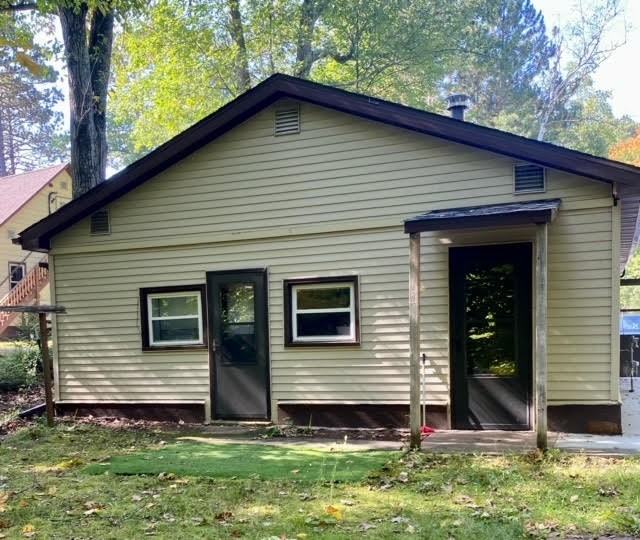 416B Manitowish St #B