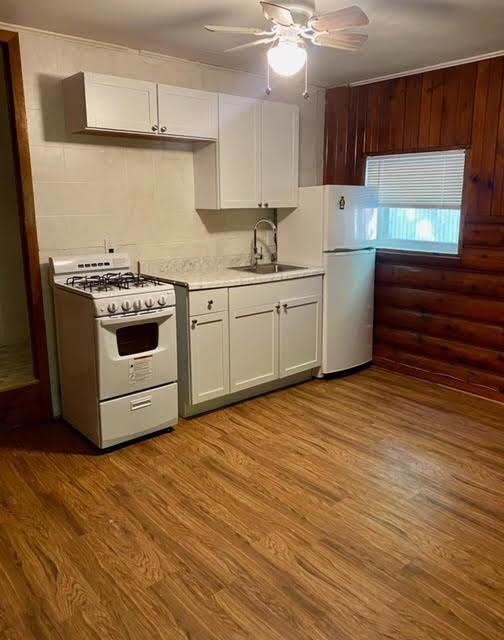 416B Manitowish St #B - Photo 4 of 11