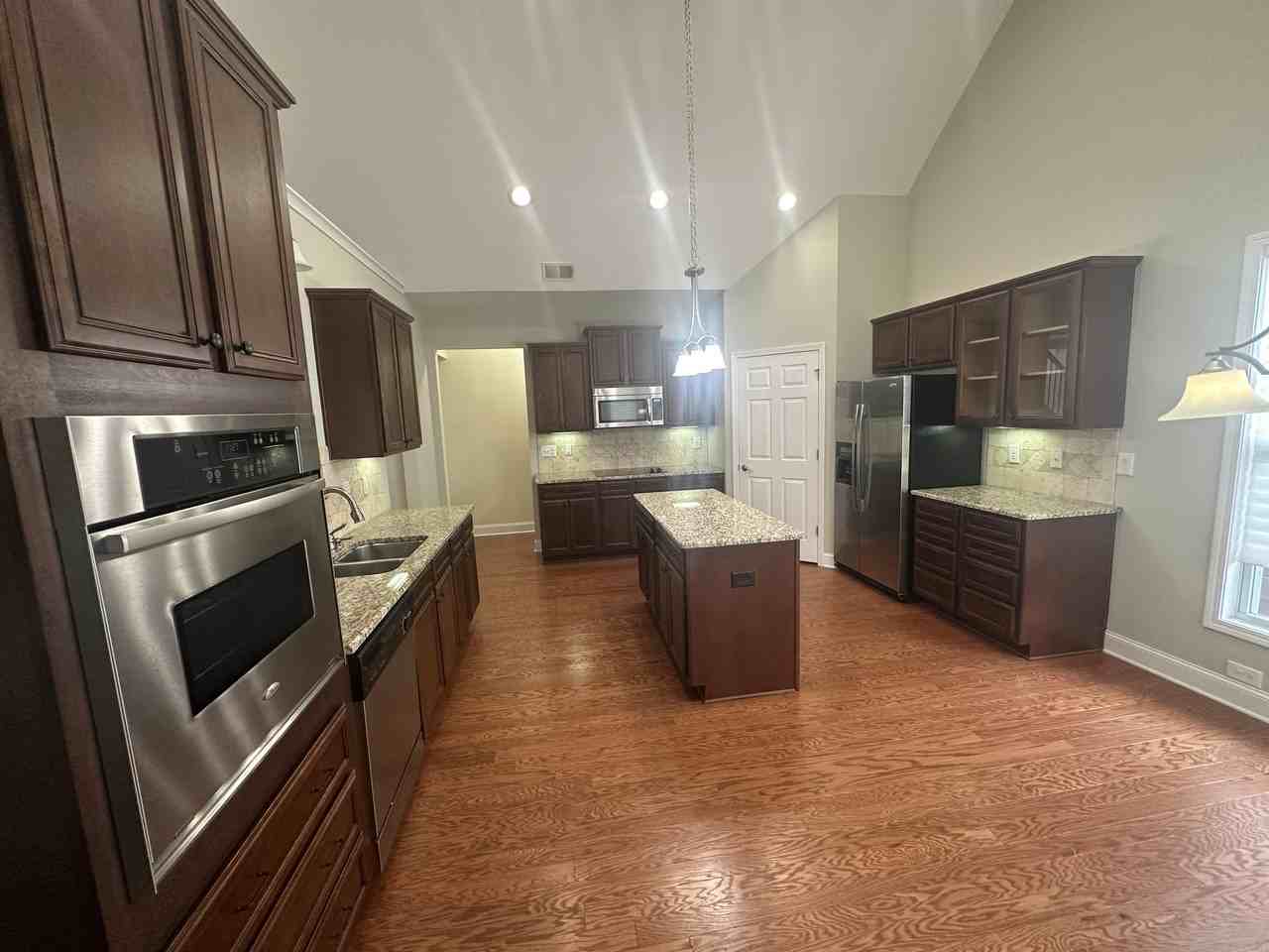 1907 Willoughby Dr #1 - Photo 7 of 42