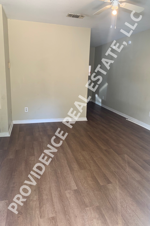 1604 S Barnett Springs St #0 - Photo 2 of 6