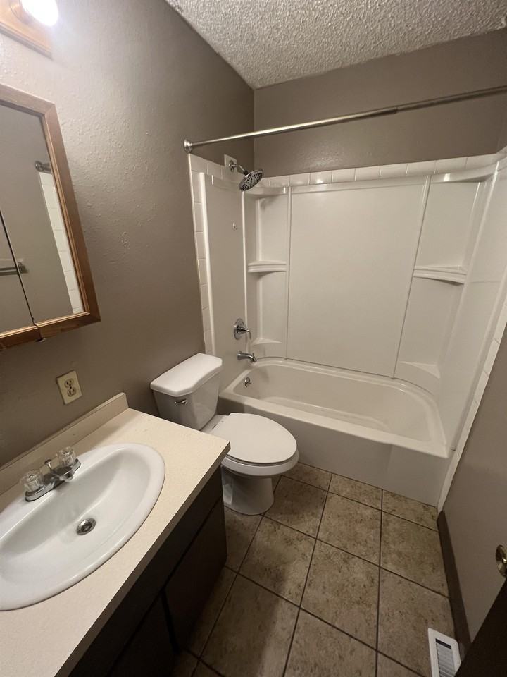 2615 Mill Street - 1Unit 1 #1 - Photo 7 of 8