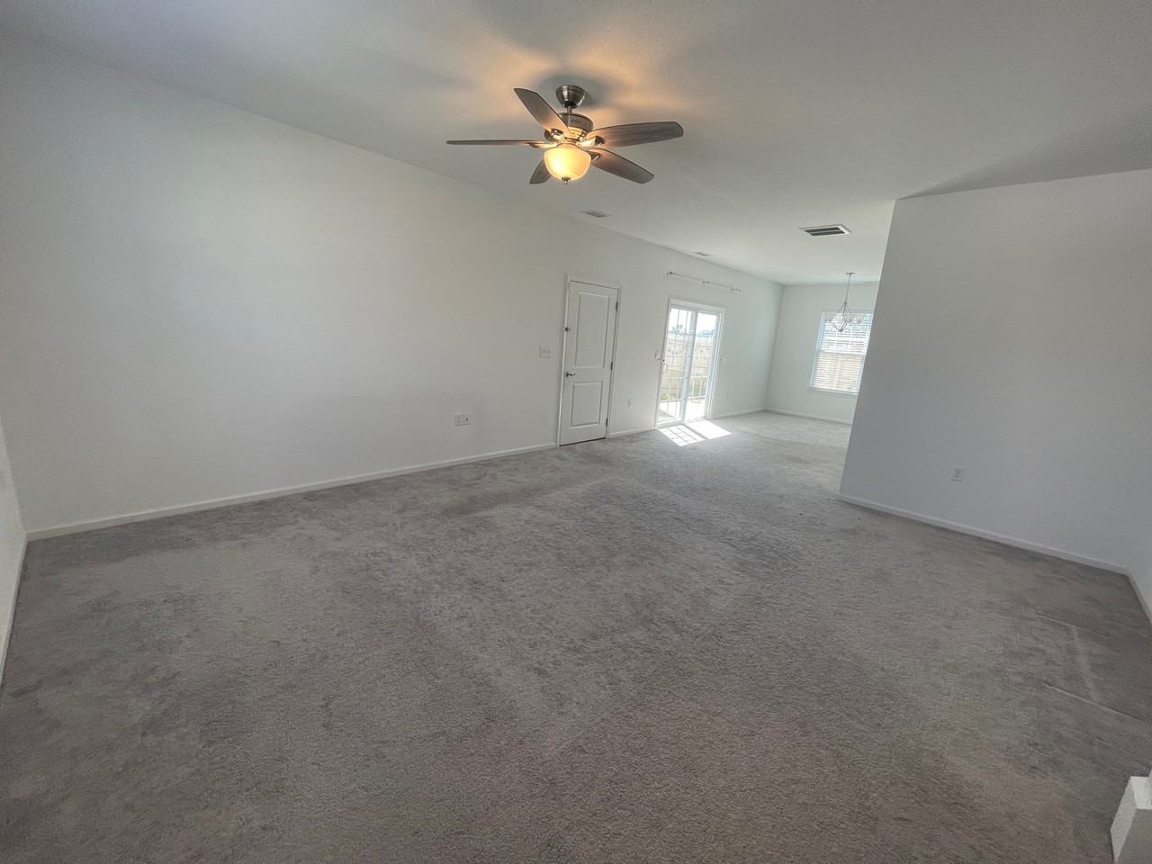 413 Heartfield Dr #1 - Photo 7 of 7