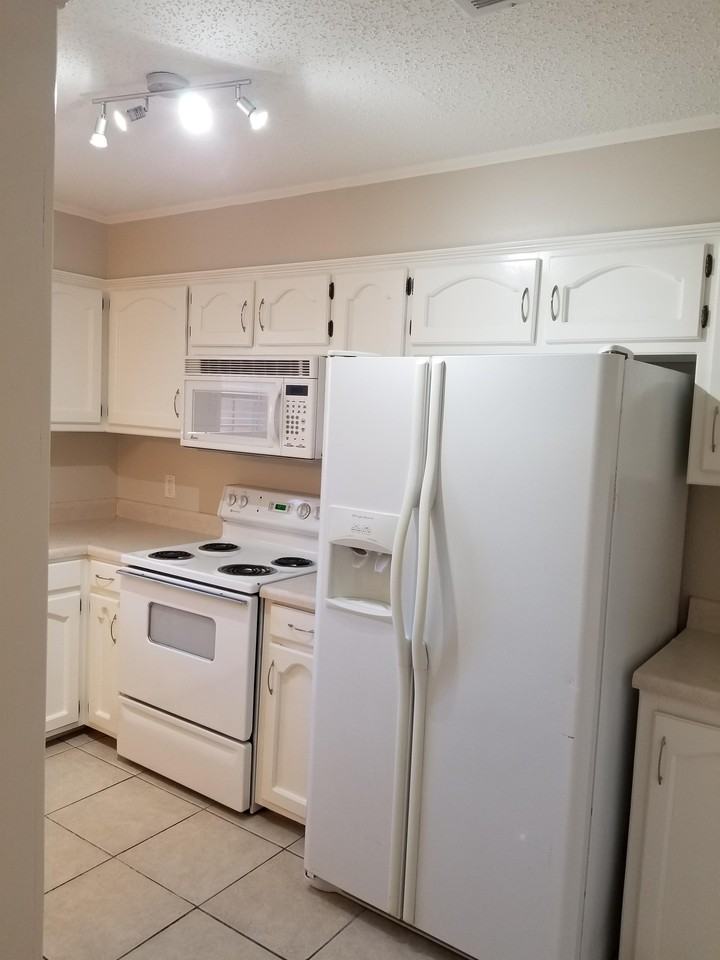 9970 Smugglers Cove Ln #1 - Photo 5 of 32