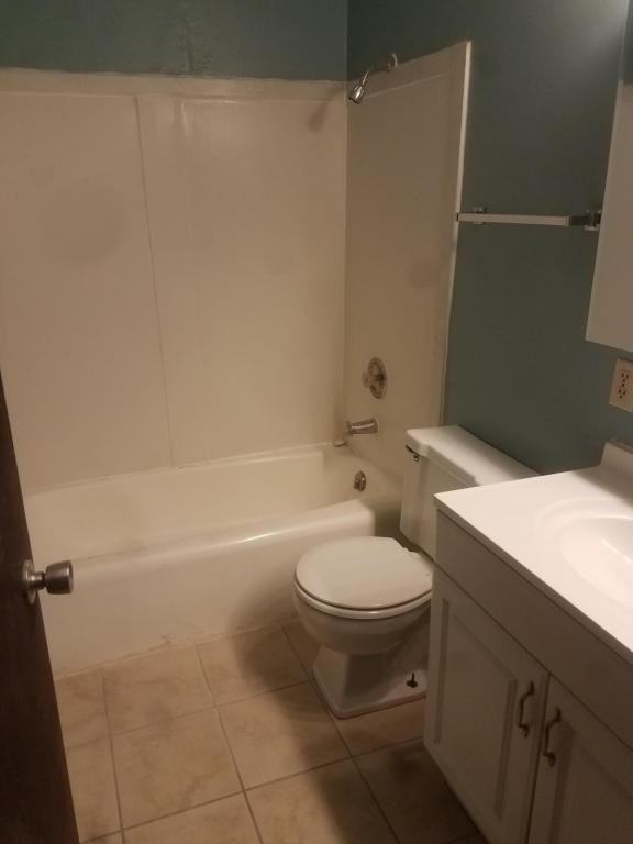 105 N Butler St - Photo 3 of 9