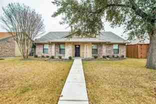 8110 Kensington Dr - Photo 1 of 1