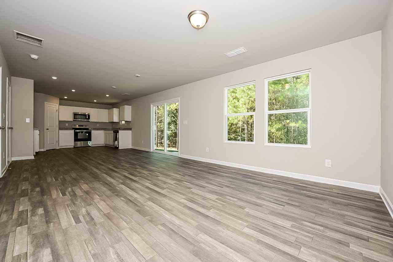 312 312 Shalako Ln - Photo 3 of 23