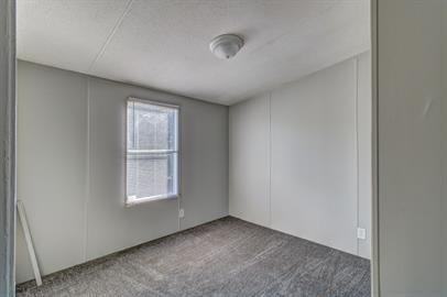 180 Nolan Rd - Photo 3 of 23