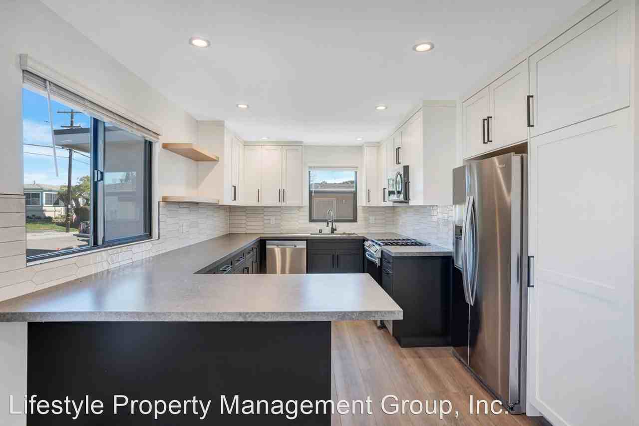 1722-1724 Burton Street - Photo 3 of 35