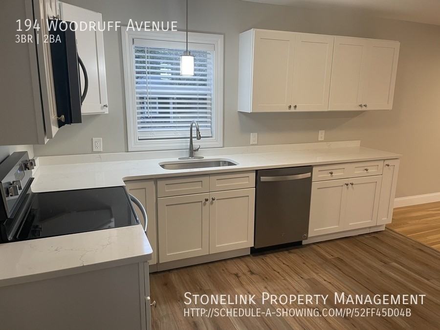 194 Woodruff Ave - Photo 2 of 15