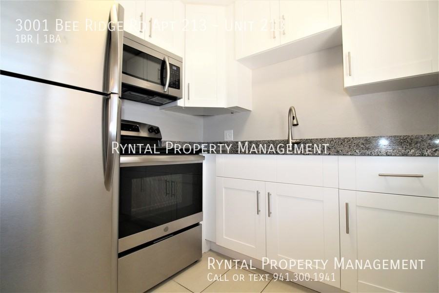 3001 Bee Ridge Rd Apt 213 #213 - Photo 2 of 15