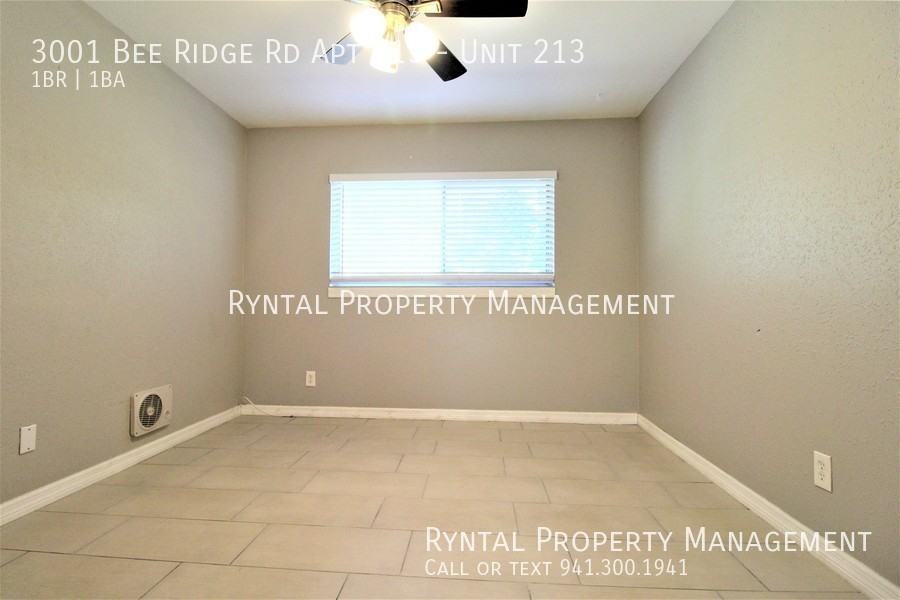 3001 Bee Ridge Rd Apt 213 #213 - Photo 7 of 15