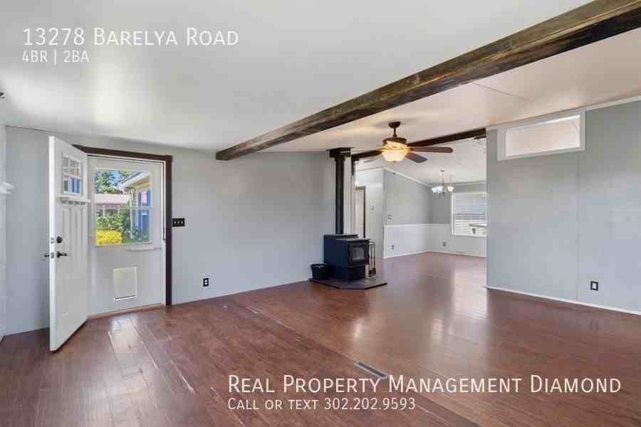 13278 Barelya Rd - Photo 3 of 17