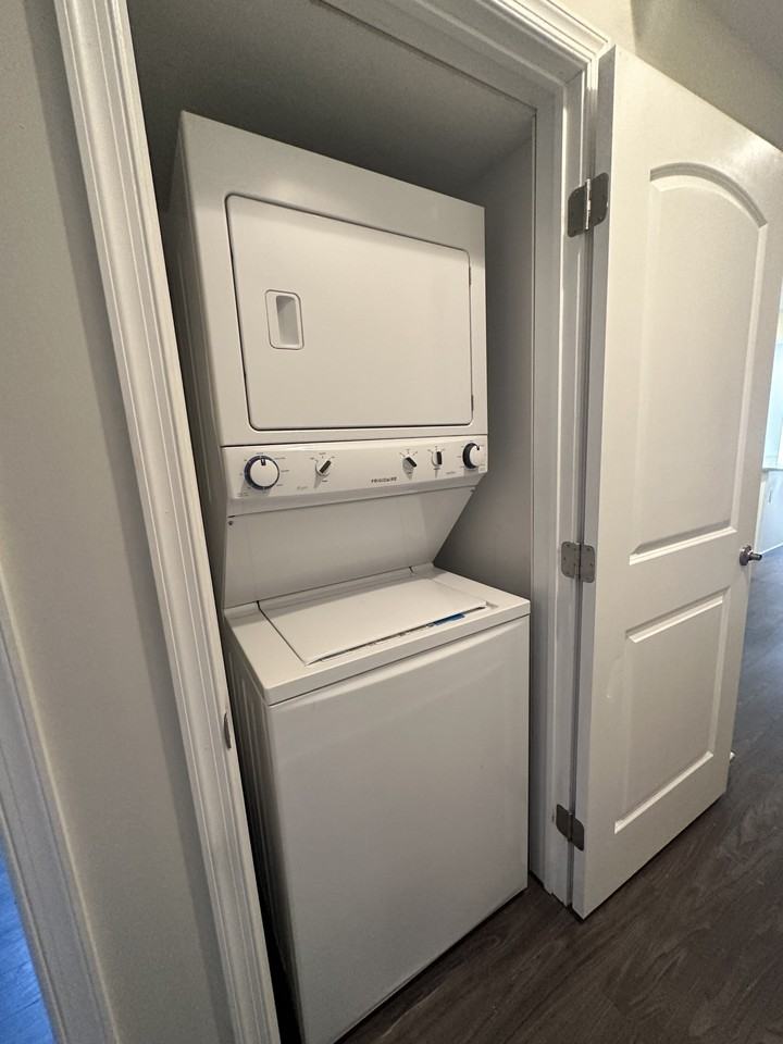 3013 W Oxford St #2 - Photo 3 of 19