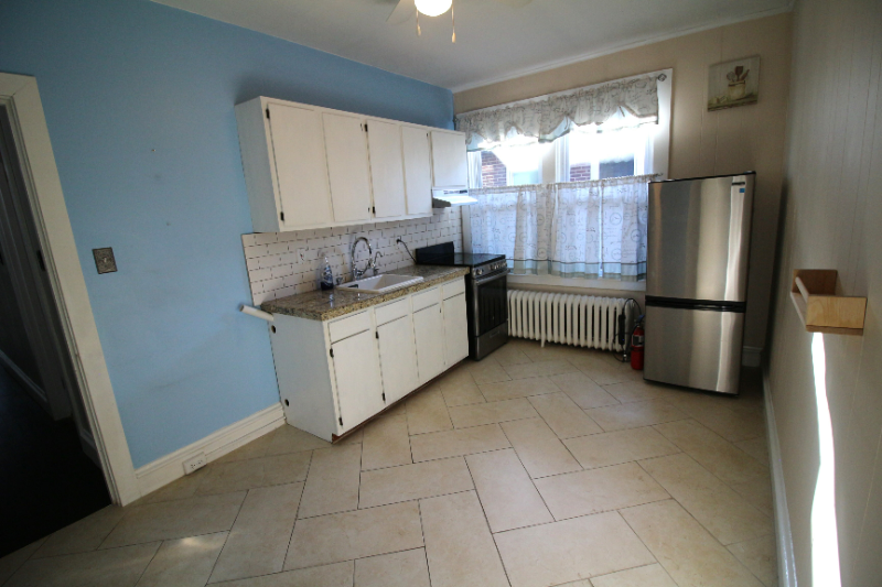 723 Penn Ave #2 - Photo 2 of 10