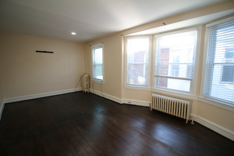 723 Penn Ave #2 - Photo 3 of 10