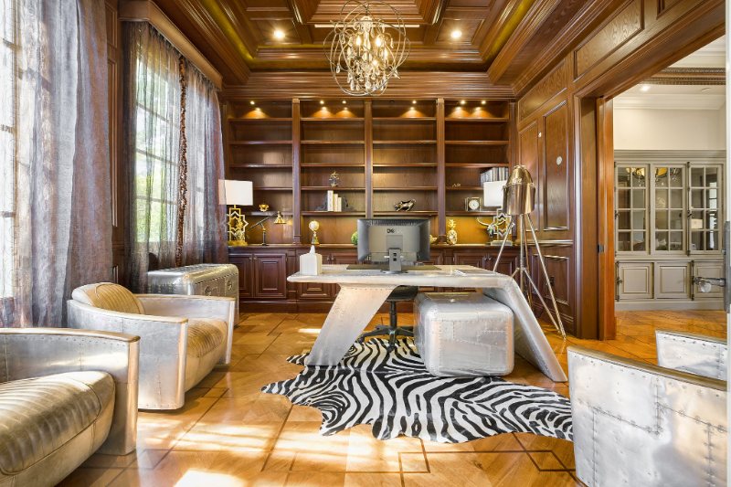 614 N Palm Dr - Photo 3 of 37