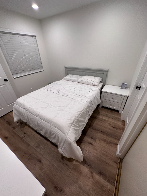 828 Highland Ave - Photo 3 of 11