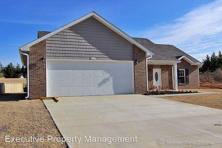 4136 Connor Dr - Photo 3 of 27