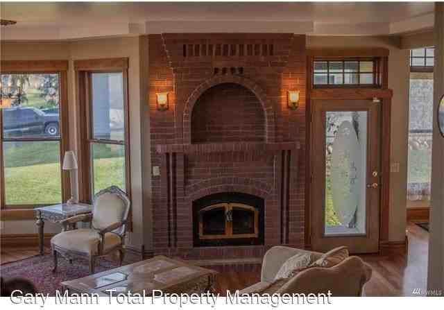 9027 Goodrich Rd Se - Photo 2 of 26