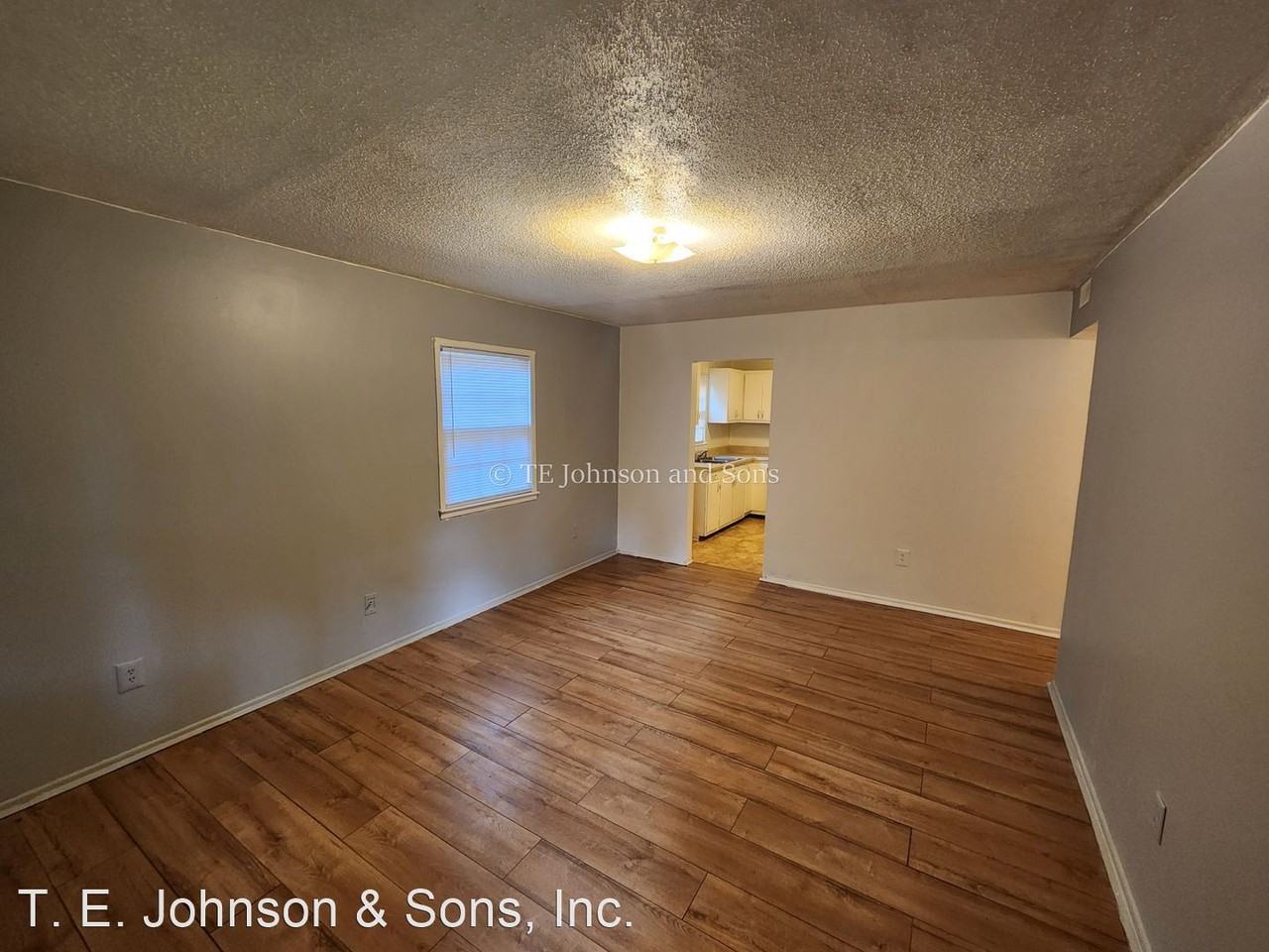 831 Woodcote Dr - Photo 3 of 20