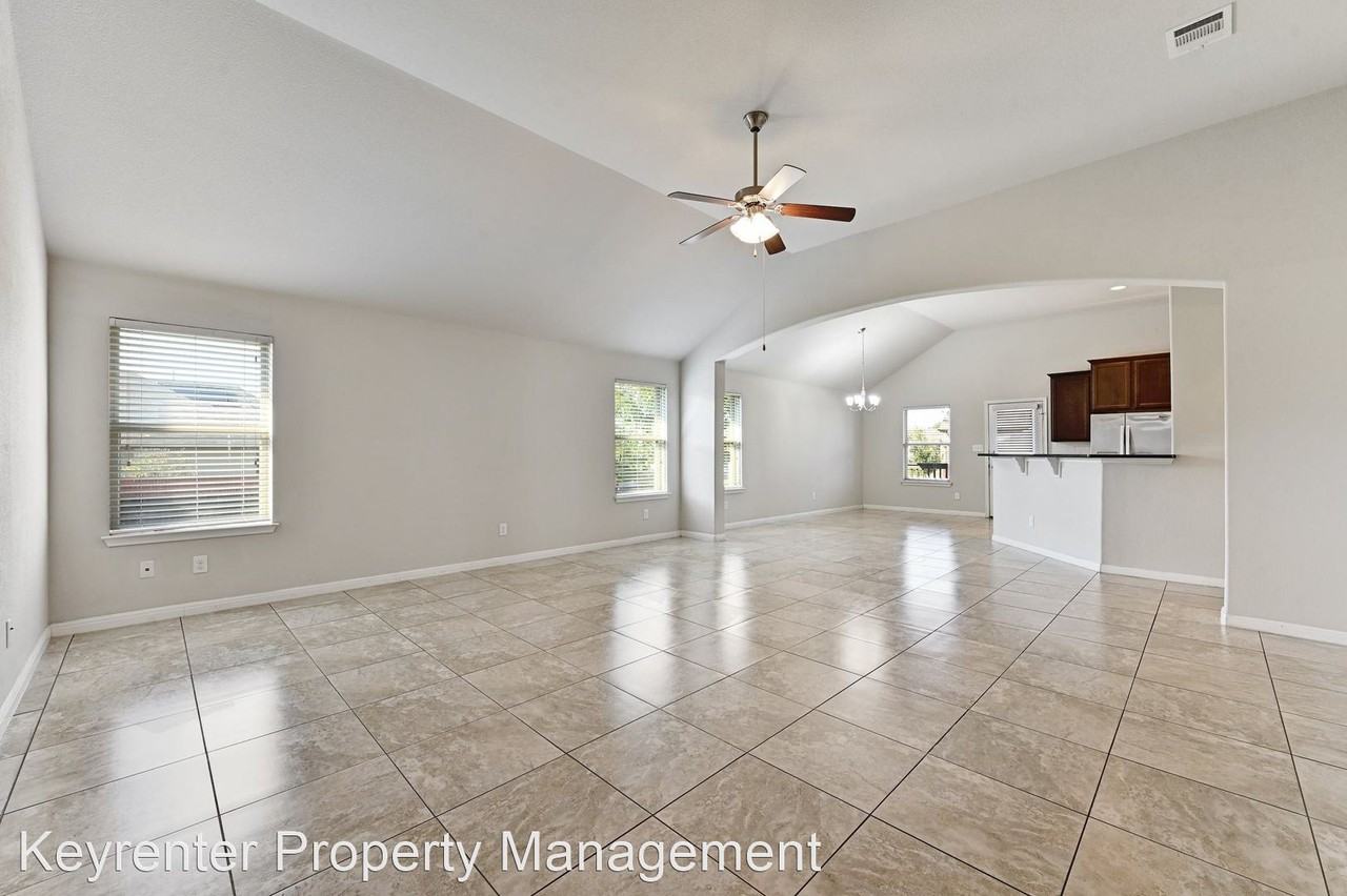 13401 Larrys Ln - Photo 3 of 30