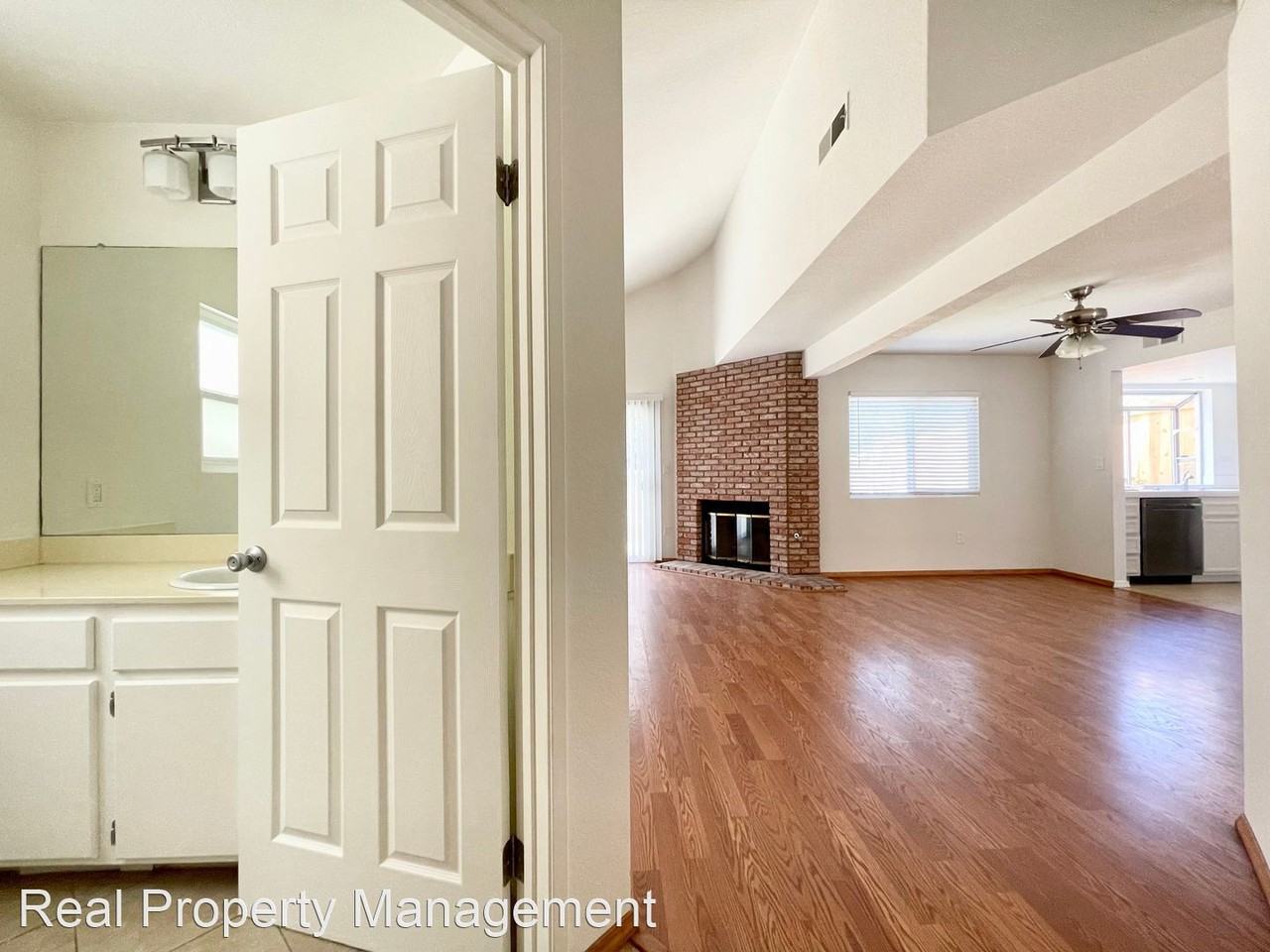 4272 Esperanza Way - Photo 2 of 27