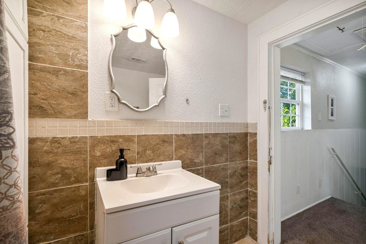 Wisconsin Street - Photo 5 of 13