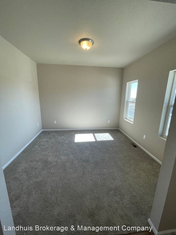 13470 Savannah Falls Ct - Photo 3 of 18