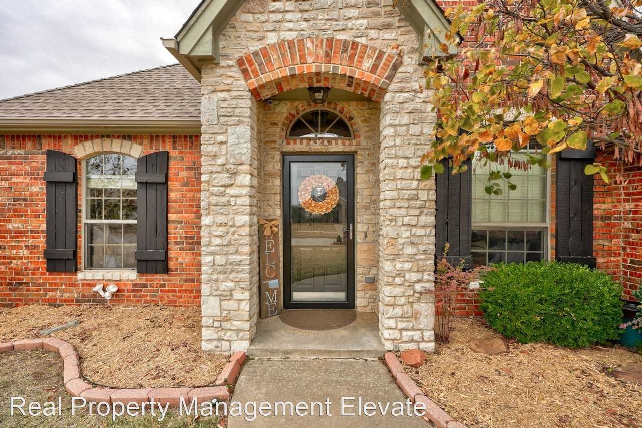 1416 Nw 165th Ct - Photo 3 of 26