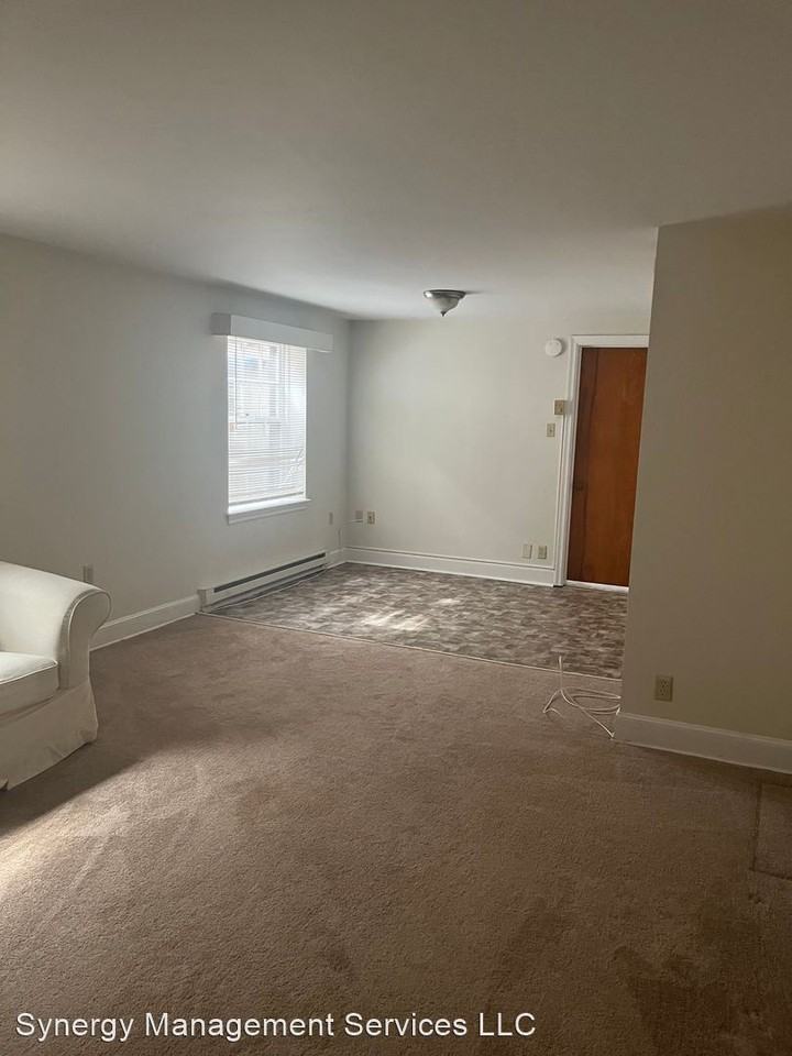 1025 Potomac Ave - Photo 2 of 6