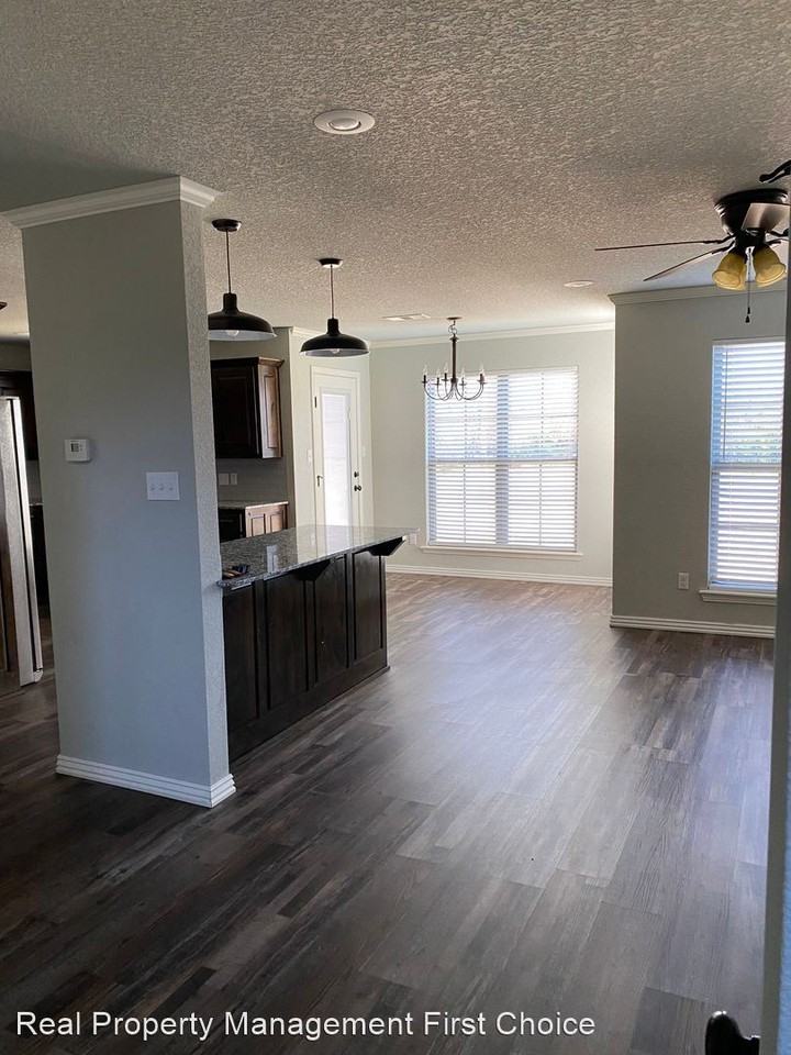 Albert Pike - Photo 2 of 16