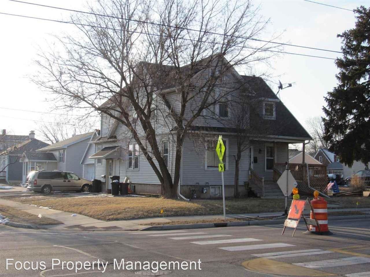 702 S. Commercial St. - Photo 2 of 13