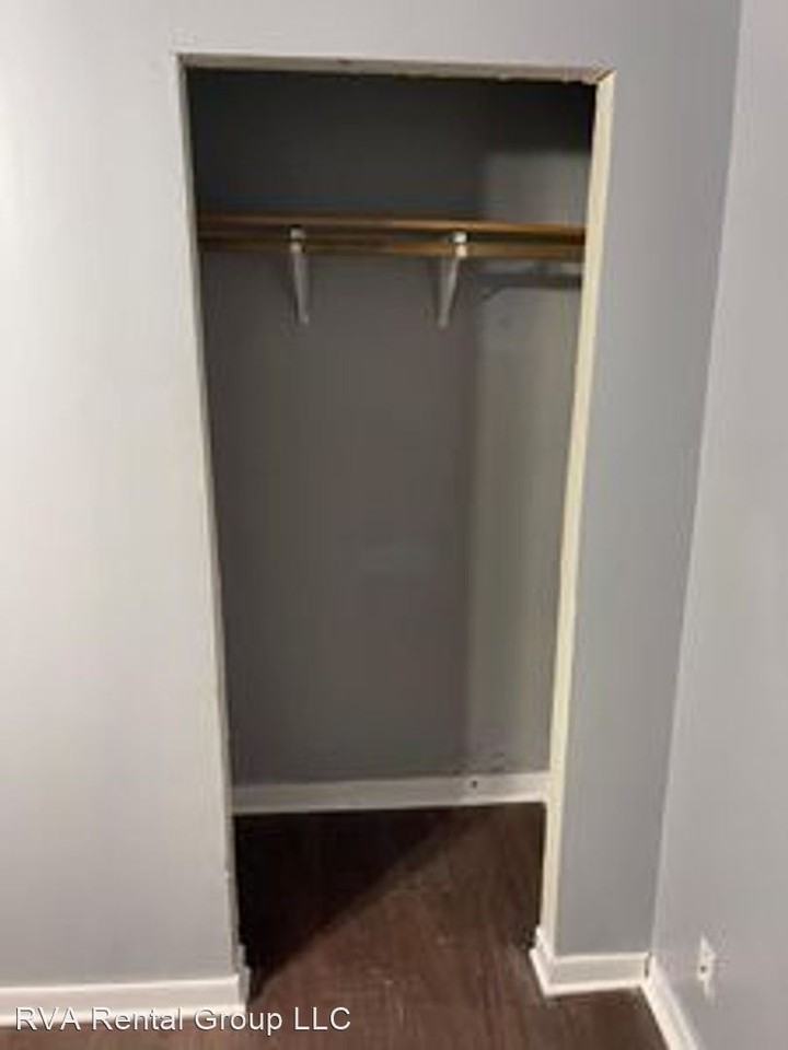 2903 Midlothian Tpke - Photo 2 of 22