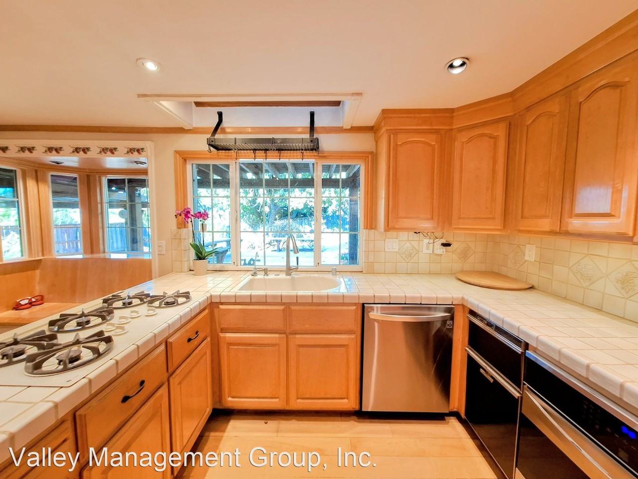 4965 Eberly Dr - Photo 2 of 50