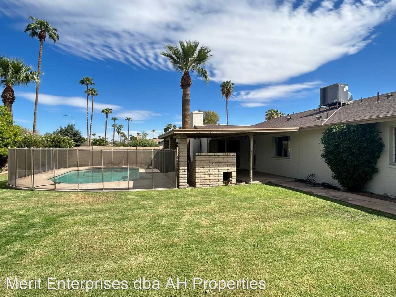 1952 E Rice Dr - Photo 2 of 22