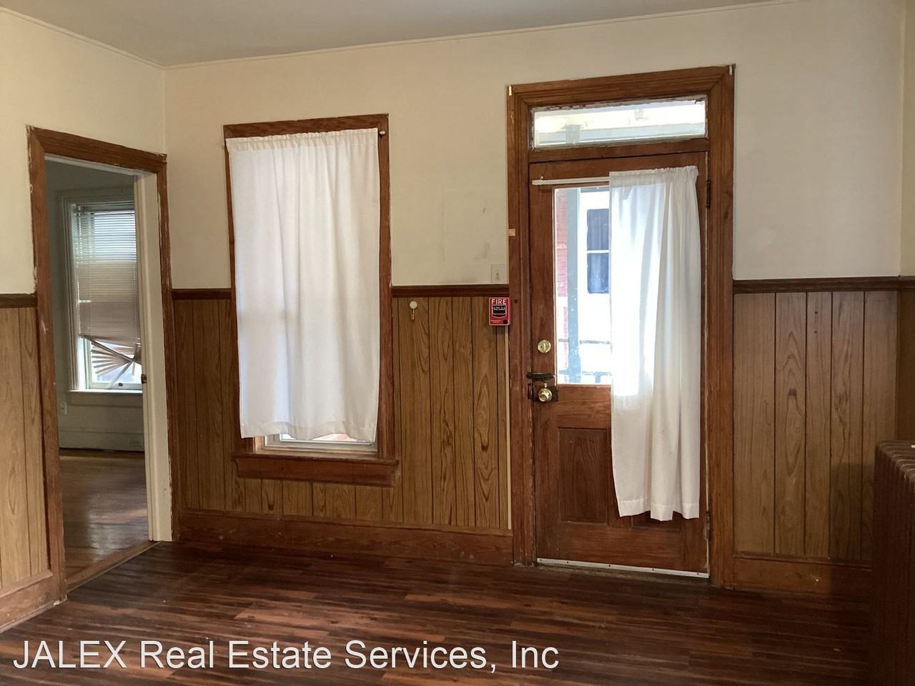 132 E King Street - Photo 3 of 17