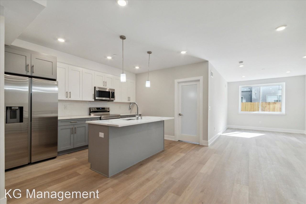 2215 N 7th Street - Photo 2 of 30