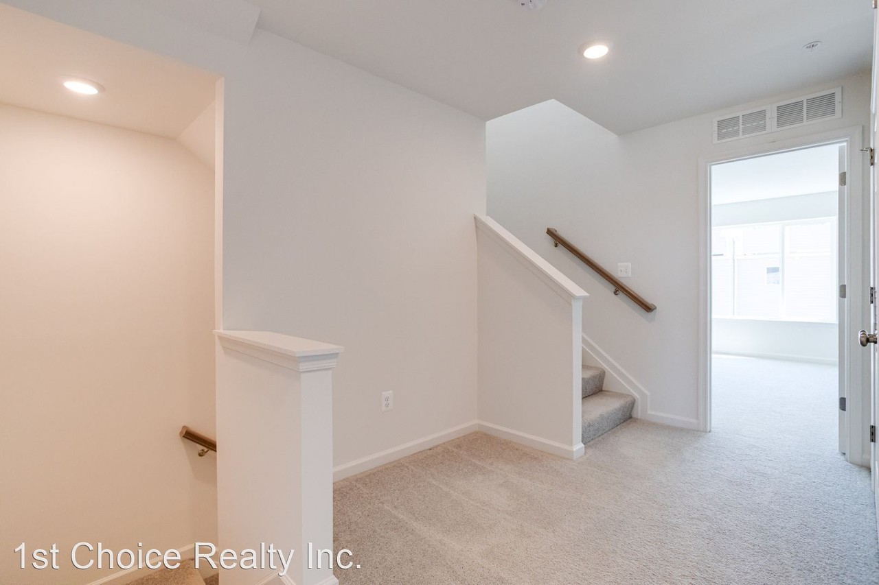 206 Jessica Lyn Ave - Photo 2 of 40