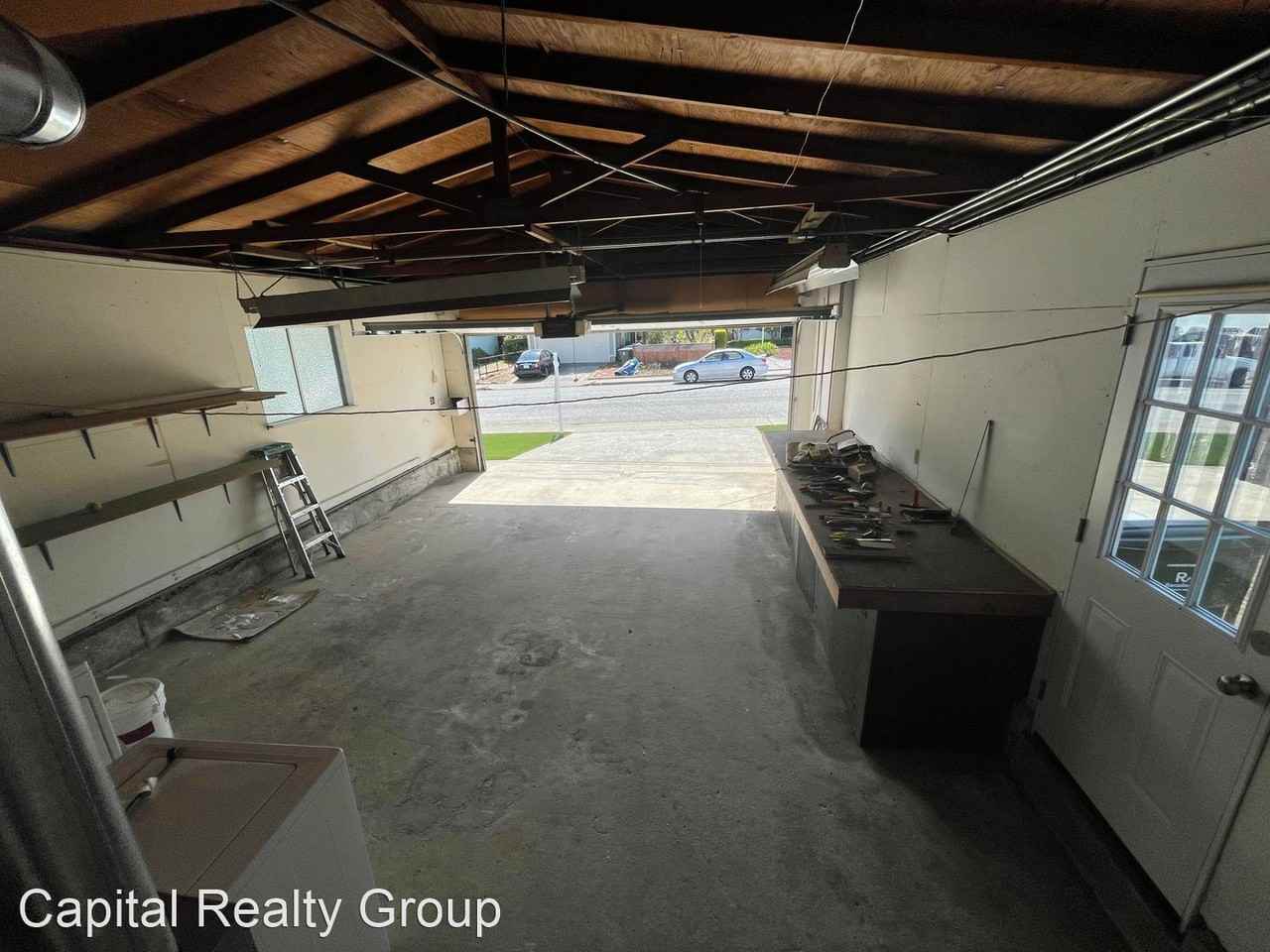 1183 Manzanita Dr - Photo 2 of 20