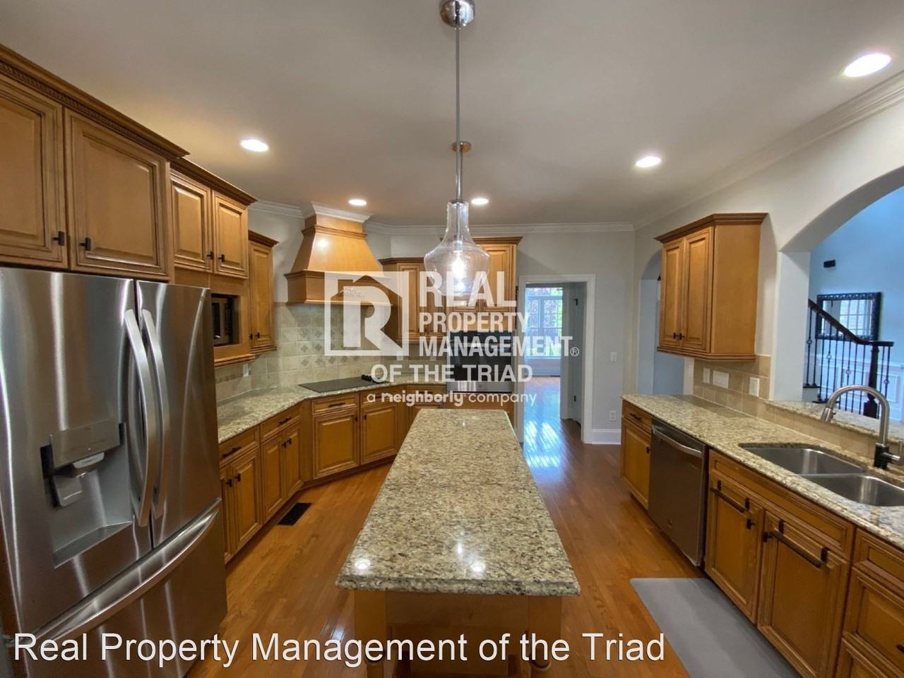 4535 Pebble Lake Dr - Photo 3 of 36