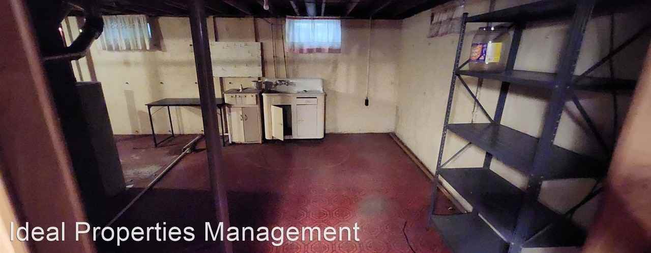 2128 Faringdon Rd - Photo 3 of 10