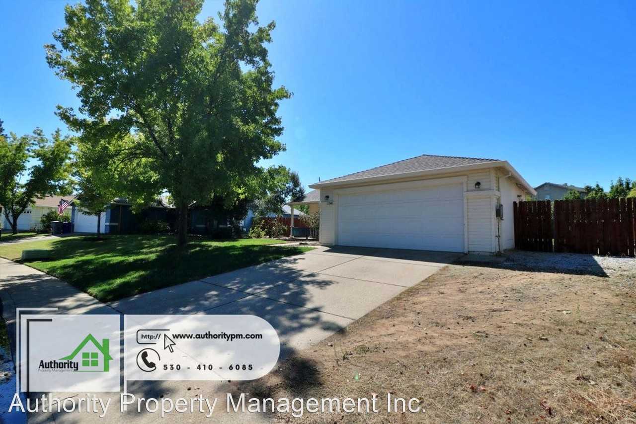 1140 Grouse Dr - Photo 2 of 25