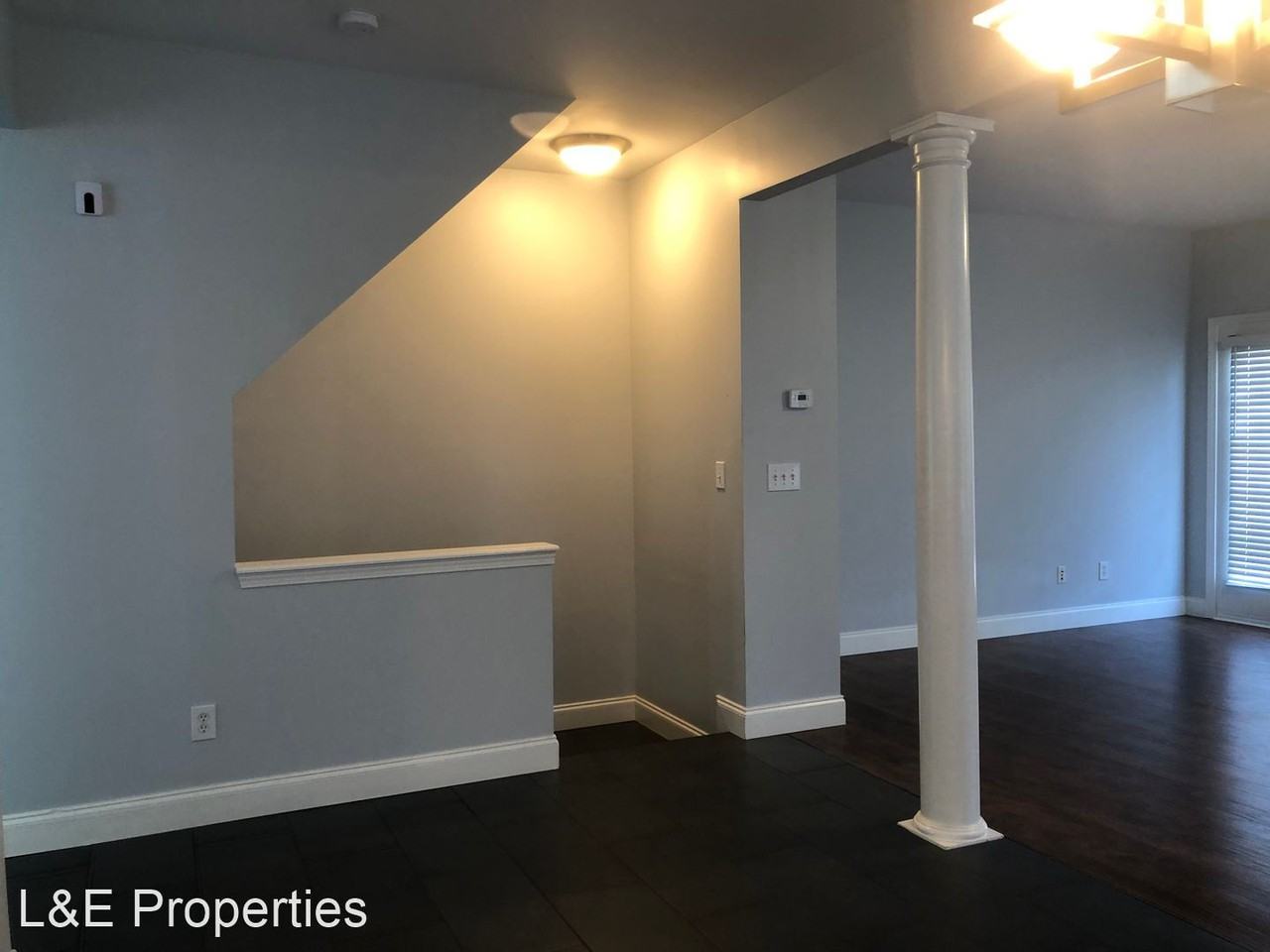 304 Rock Ridge Ln - Photo 3 of 9