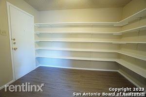 15407 Knollmeadow - Photo 2 of 11