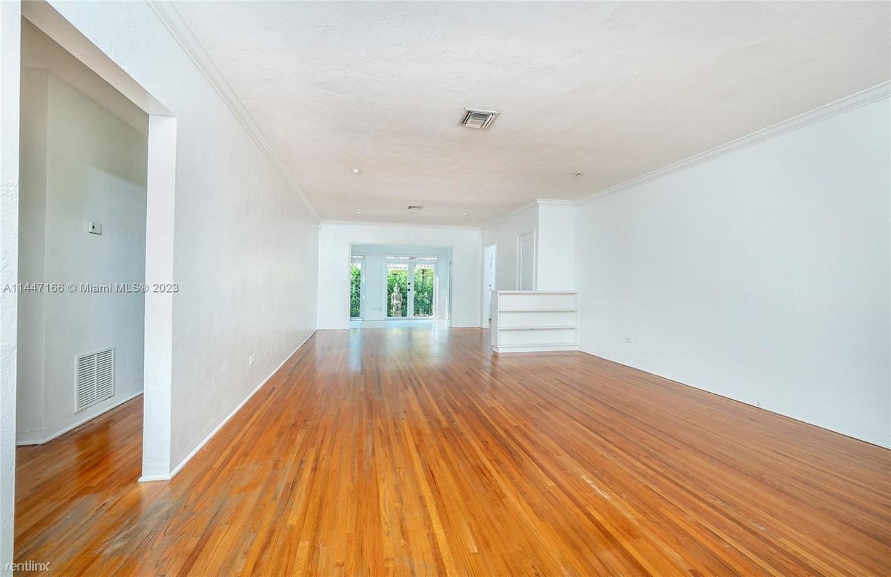 230 Candia Ave #0 - Photo 2 of 8